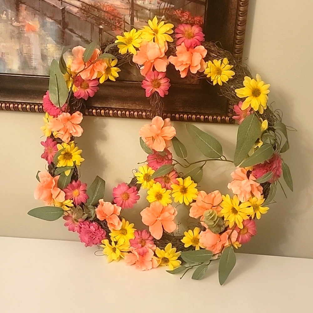 Unbranded Floral Door Wreath, NWT